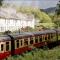Steam Train Cottage - Lake District Hideaway