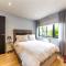 Wooburn Green - Modern One Bedroom Apartment - Bourne End