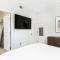 Landing Modern Apartment with Amazing Amenities (ID7929X67) - Moreno Valley