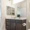 Landing Modern Apartment with Amazing Amenities (ID2121X38) - Denver