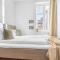 Seaside Apt. Catch Crabs from Your Bedroom Window! - Bergen