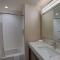 Courtyard by Marriott Houston Sugar Land/Lake Pointe