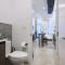 3-2 NEW Prime E Village Private outdoor!