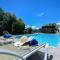Azzurro Holiday Villas