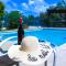 Azzurro Holiday Villas