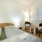 V & V Studio Apartments 2