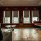 The Famous Floor Sleeps 26 And Group Acc Sleeps30