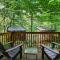 Rivers Edge Treehouses - Robbinsville