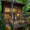 Rivers Edge Treehouses - Robbinsville