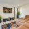 5 Mi to Westgate Newly Built Glendale Home