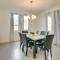 5 Mi to Westgate Newly Built Glendale Home