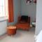 Lovely 2 Bed 2 Bath Flat with FREE Parking