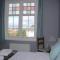 Lovely 2 Bed 2 Bath Flat with FREE Parking