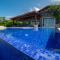 Casa Blue Sail Ocean view private pool six bedrm