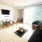 Exclusive building 6 people 3 cable televisions 2 swimming pools balcony,
