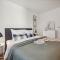 Comfort Apartment - Self-Check-in - 2 Schlafzimmer - bis 5 Pers - Zentrumnah - Parkplatz - WiFi - Balkon - Neunkirchen