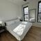 Luxe Spacious SFH in Bucktown with Secure Parking - شيكاغو