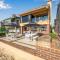 2 Bed Oceanfront with patio on the Sand in Quiet West Newport - Newport Beach