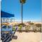 Multi Level Oceanfront Home with Patio on the Beach, Fire pit and 2 car garage - 纽波特海滩