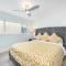 3 Bedroom home on the beach steps from Balboa Pier
