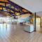 Hawaiian Inn 431