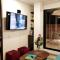 Apartamento moderno con balcón o terraza