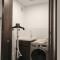 Apartamento moderno con balcón o terraza