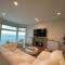 Ocean Front Penthouse Spacious 4 Bedroom Beach Home - شاطئ مانهاتن