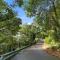 The Hide Away - Scenic Waterfront Escape