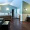 Swift River Suites
