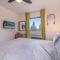 Lake Views, Pet-Friendly Cabin with Hot-Tub in Kings Beach