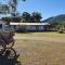 Feathertop Views and Barn - Wandiligong