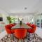 Boho House - Stylist Home with Parking and large Yard - ميامي