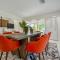 Boho House - Stylist Home with Parking and large Yard - ميامي