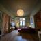 Elegant & Quiet Apartment in Historic House - Prime Location in Oslo West