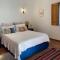Stylish private villa with Pool near Carvoeira, Algarve
