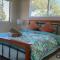 Spacious 4-Bedroom house in a shared property - Harristown