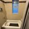 Spacious Lakeview Hideway with Parking! - Чикаго
