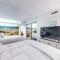 Diamond Beach 305