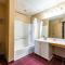 Chandler 1 bd 1 b Classic unrenovated apartment