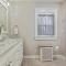 Greenridge Getaway:Near Universities & Attractions