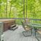 Free tickets! Sleeps 10 SECLUDED Cosby cabin on 7 acres w hot tub, game room!
