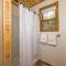 Free tickets! Sleeps 10 SECLUDED Cosby cabin on 7 acres w hot tub, game room!