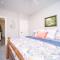 Main Floor Cozy 2 Bedroom Condo in Bettendorf