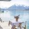 Award-winning cottage on lake Thun- New