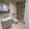 Anika Luxury apartment at Diamond center