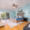 Yosemite Bass Lake VIEWS, 2 Homes, Games, Hot Tub