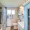 1 Mi to Surfside Beach BBQ-Ready Home in Freeport