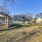 Charming Starkville Rental about 2 Mi to MSU!