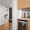 Lakeside Luxury 2 Bedroom Apartment